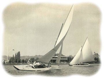 Early photo of Thames A Raters racing
