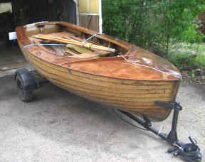 dinghy1.jpg